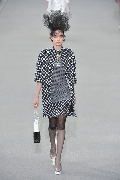 Look 22